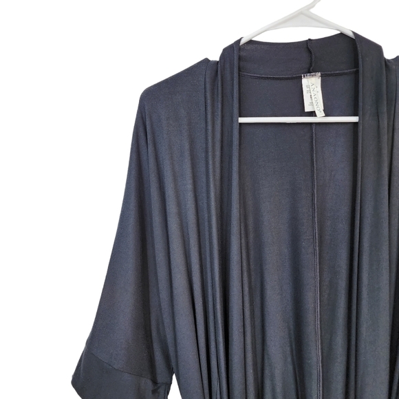 Anaono Women's Miena Lightweight Robe - OS - Picture 3 of 7